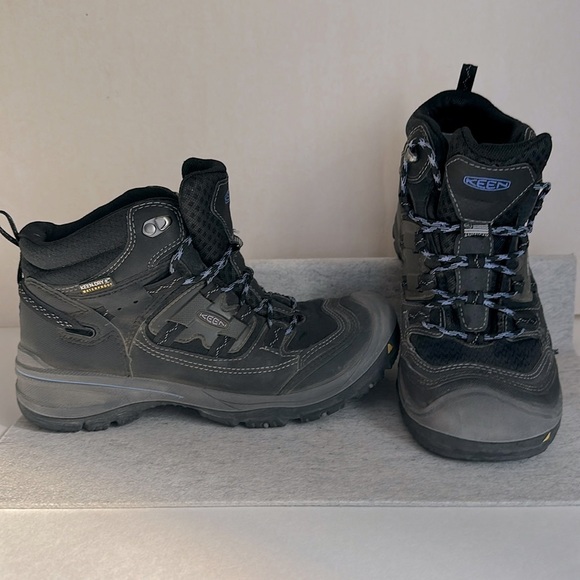 Keen Women’s,black,hiking,mid ankle boots,Waterproof,Size 7 - Picture 2 of 8